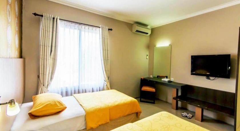 Andelir Hotel Bandung Exterior photo