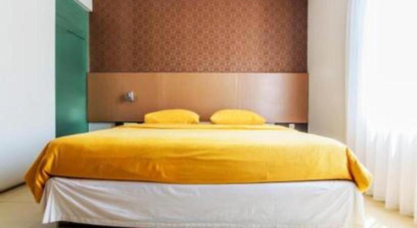 Andelir Hotel Bandung Exterior photo