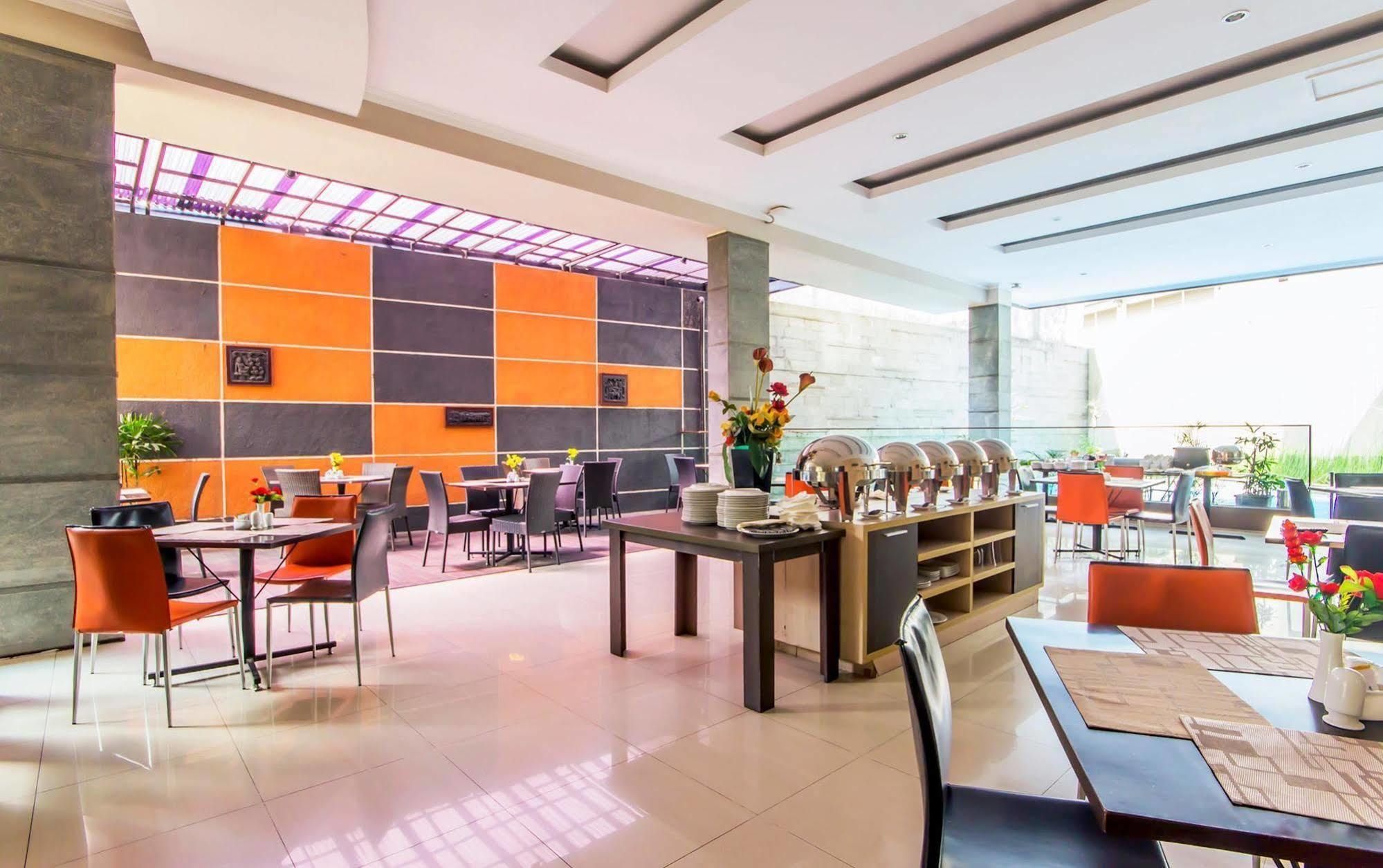Andelir Hotel Bandung Exterior photo